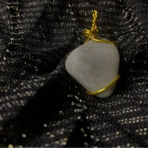 Wire wrapped Quartz pendent